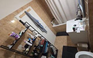 Apartament cu 1 camera decomandata, parter inalt, zona Iulius Mall! - Poză 4