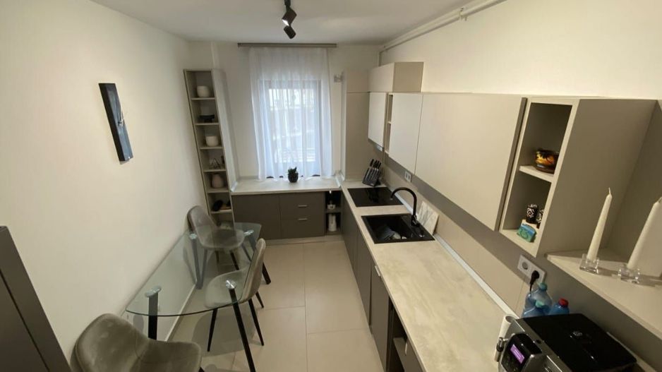 Apartament lux 2 camere, zona centrala - Poză 5