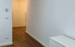 Apartament in vila cu curte  Dumbravita - Poză 15