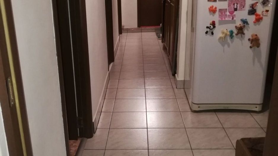 Particular vand Apartament 4 camere - Poză 3