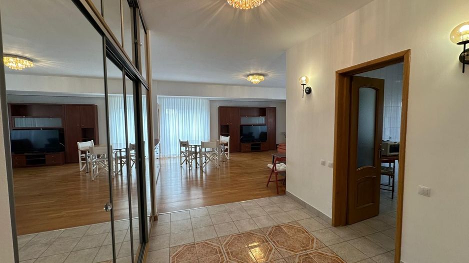 Inchiriere 2 camere, zona exclusivista Herastrau/Arcul de Triumf - Poză 5