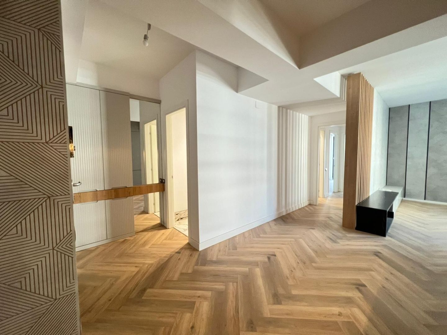 Apartament 3 Camere spatios loc de joaca  Șoseaua Pipera, Rond OMV - Poză 3