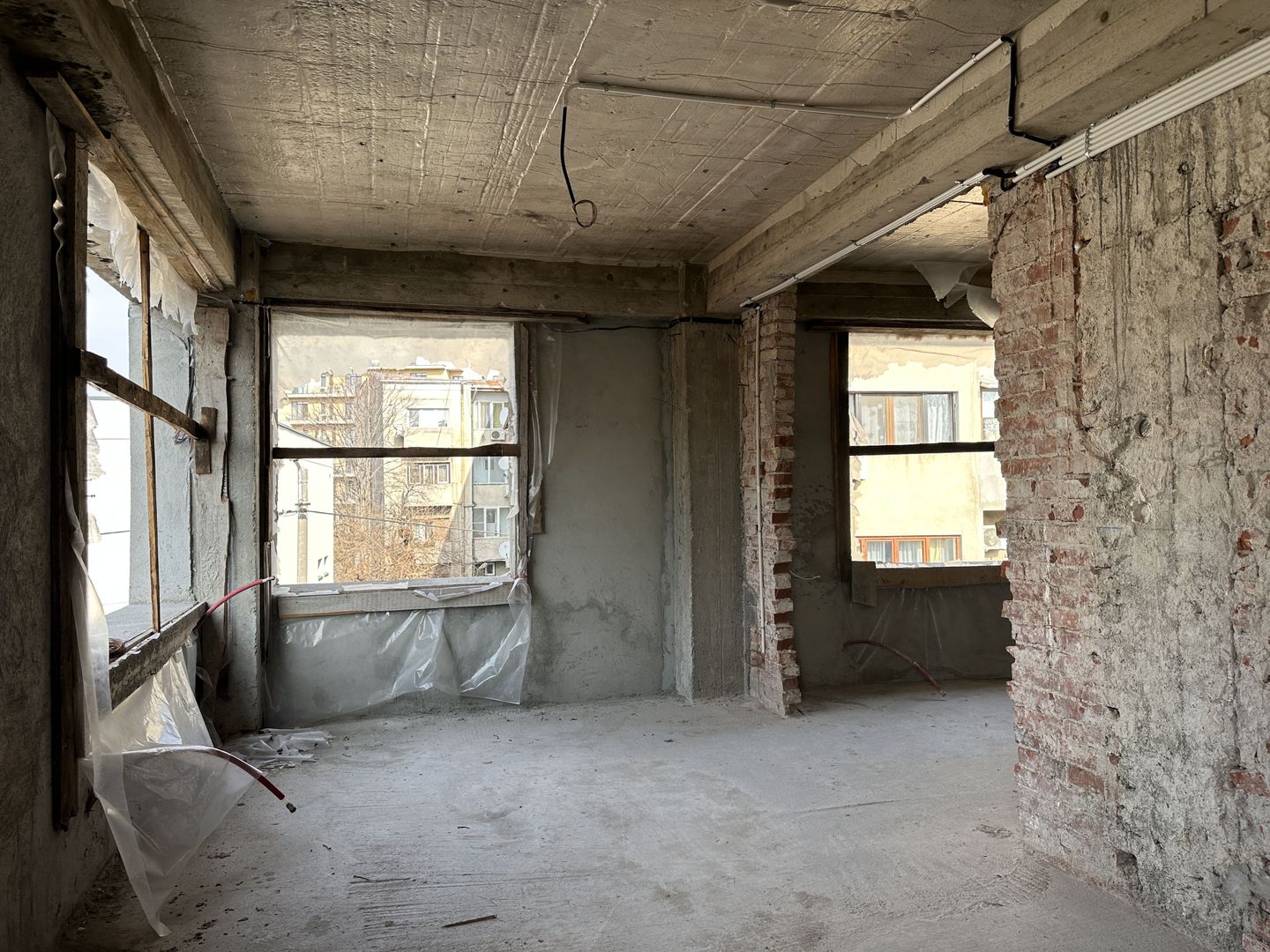 FERDINAND - Lirei | Teren 412 mp| Cladire 750 mp | structura noua - Poză 16