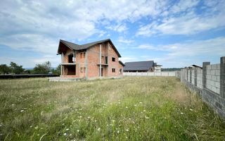 Casa Cartier Andrasesti - la rosu - Poză 1