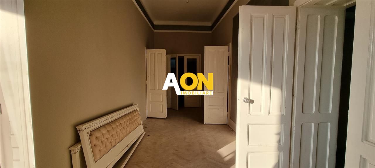 Spatiu Comercial Renovat cu Curte Interioara 7 Euro/mp - Poză 3