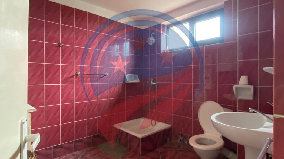 VILA CU 2500 MP TEREN LA 15 KM DE CRAIOVA CENTRU - Poză 11