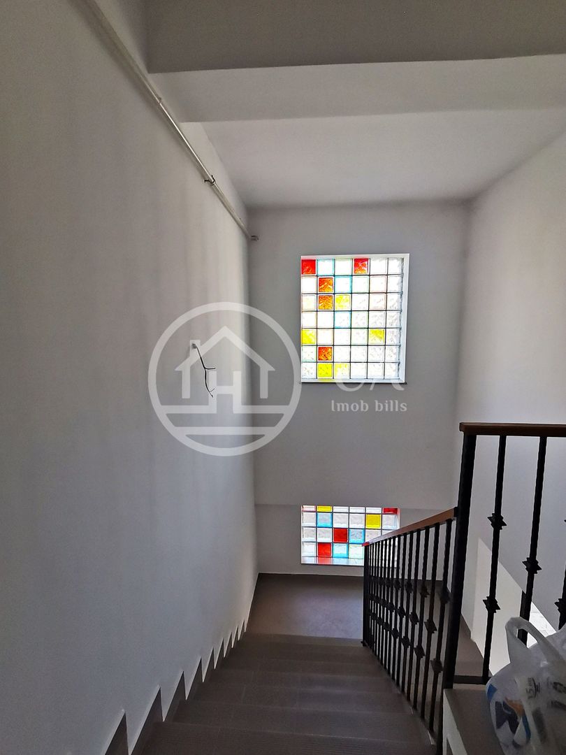 Casa de vanzare cu 7 camere în zona Dimitrie Cantemir, Oradea - Poză 19