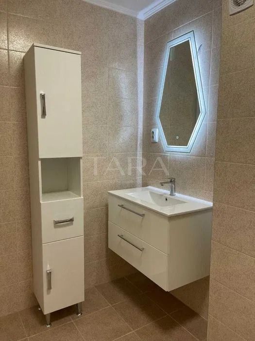 Apartament ultrafinisat, imobil nou. - Poză 6