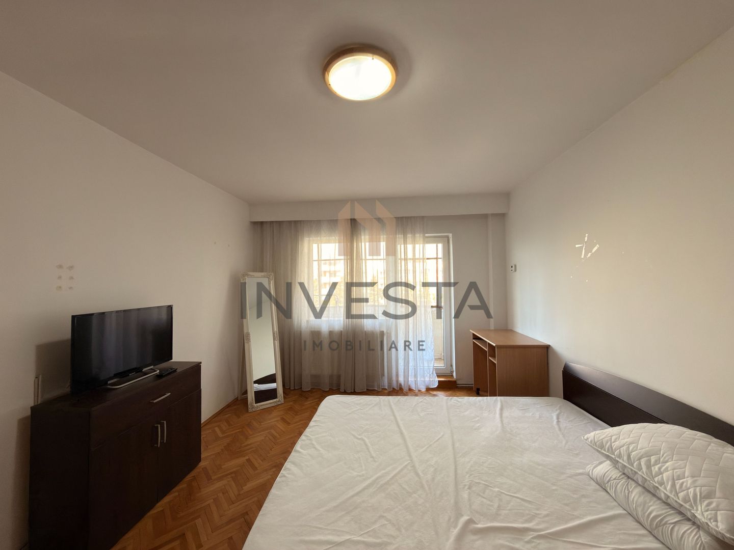 Apartament cu 2 camere decomandat, etaj intermediar, zona Manastur - Poză 1