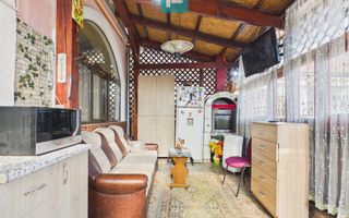 Apartament cu 2 camere pe Str.Episcopiei - Poză 4