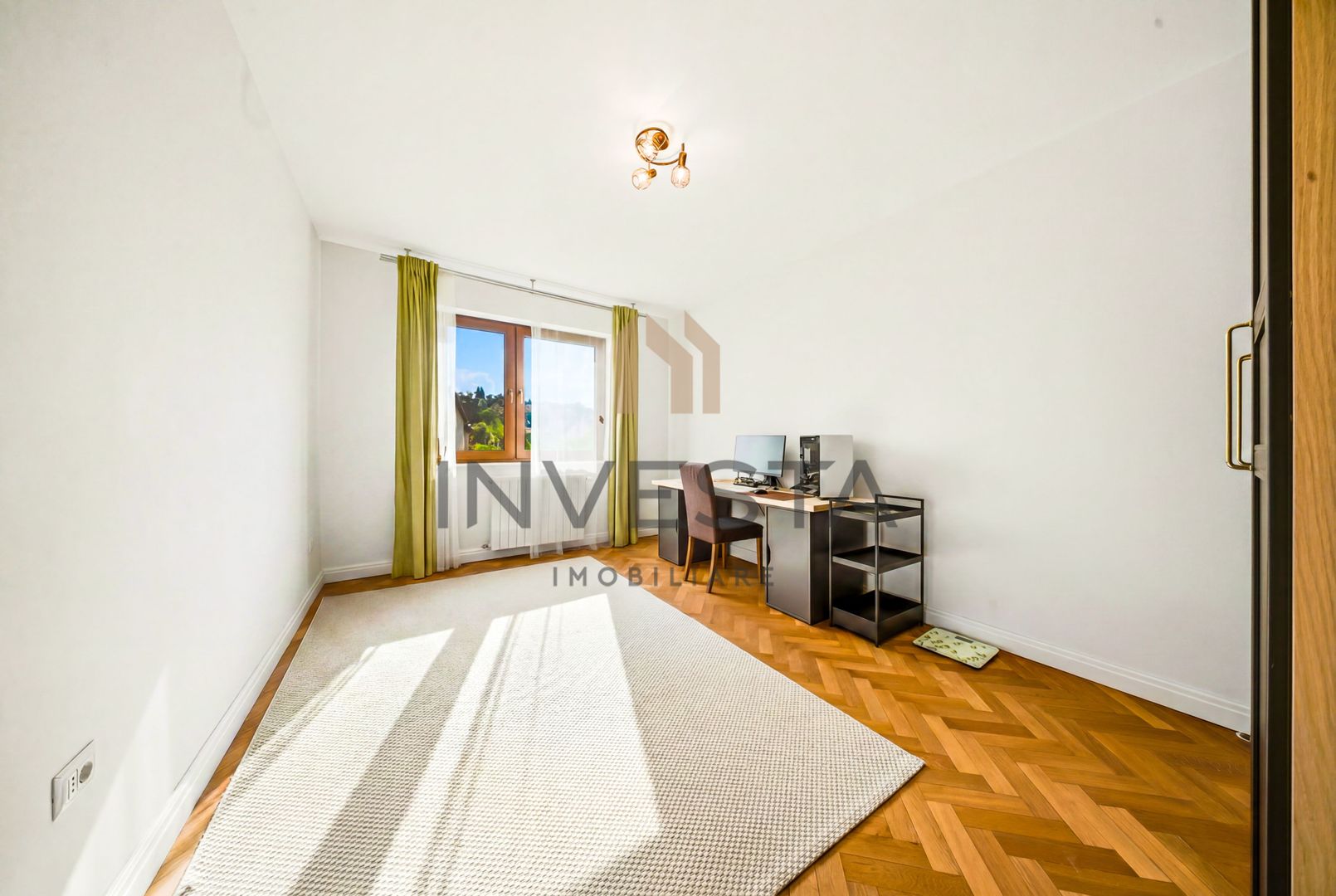 Apartament deosebit in Parcul Engels, 115 mp utili, garaj si boxa! - Poză 9
