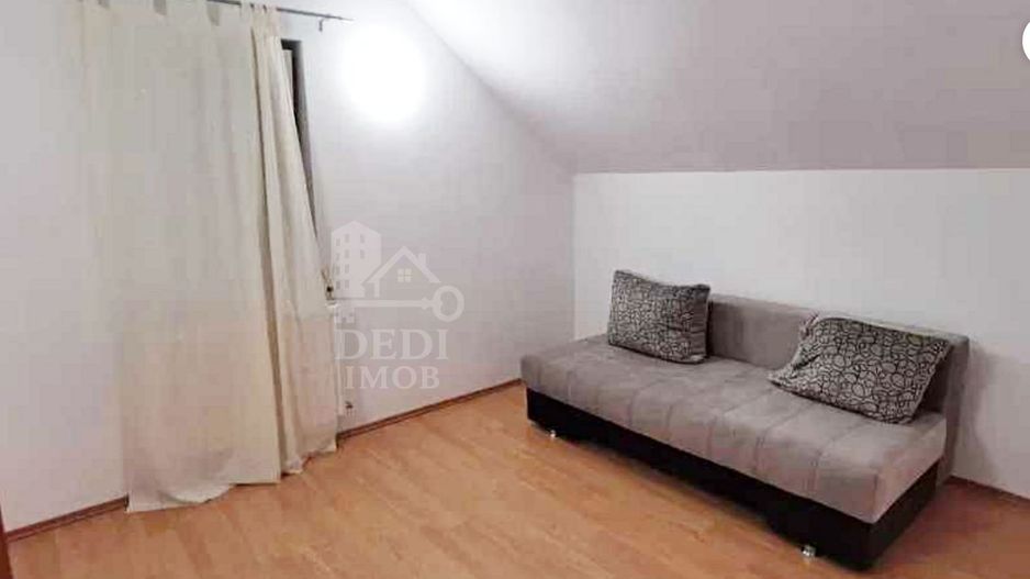 Casa cu 4 camere de inchiriat Santaul Mare, Bihor - Poză 5