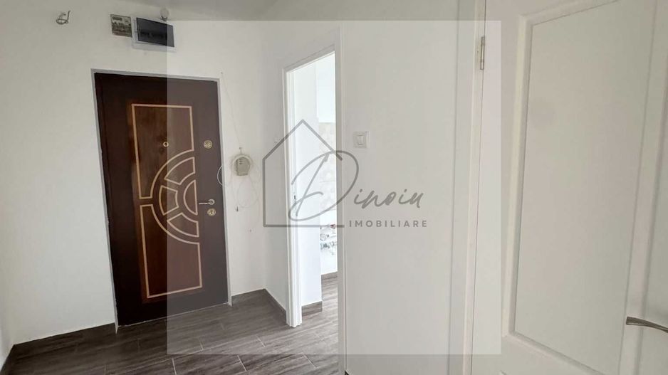 Apartament 3 camere Titan Ozana Metrou 1 Decembrie - complet renovat - Poză 8