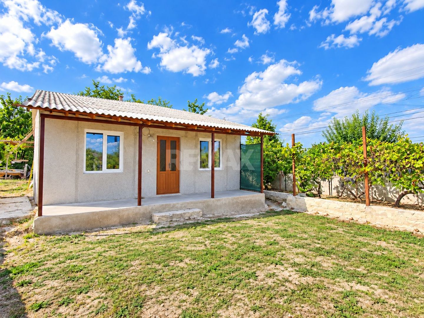 CASĂ DE VÂNZARE – 80 m² | 2 CAMERE + LIVING | 13 ARI | RUSENI ANENI NOI - Poză 1