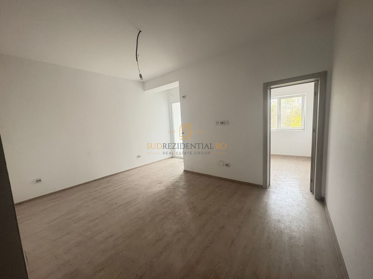 Apartament cu 2 camere de vânzare, 2/3, bloc nou, Rahova, Comision 0% - Poză 1