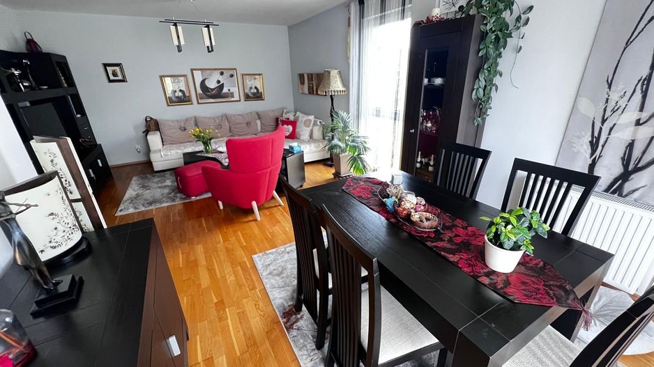 Apartament 3 camere  - Rezidenz - Cartierul German - Poză 14