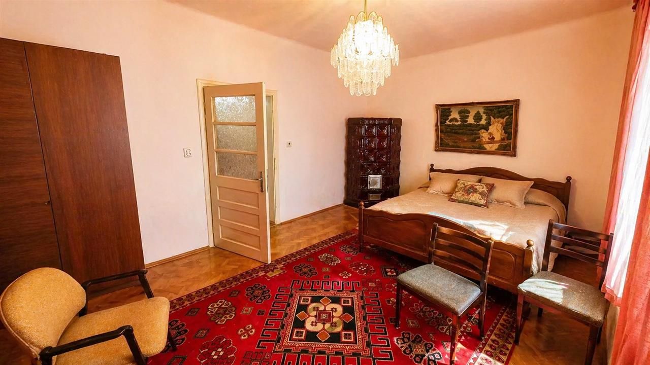 Casa cu spatiu comercial, 1.000mp teren anexe, areal Central, Reghin - Poză 9