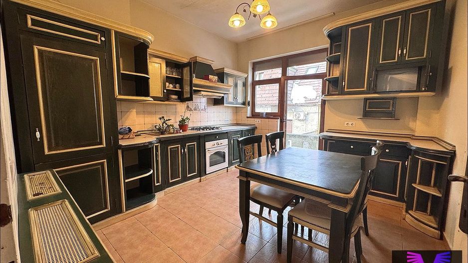 APARTAMENT 3 CAMERE LA CASA CENTRAL | CURTE PROPRIE | VICTORIEI/ PARCUL SUBARINI - Poză 13