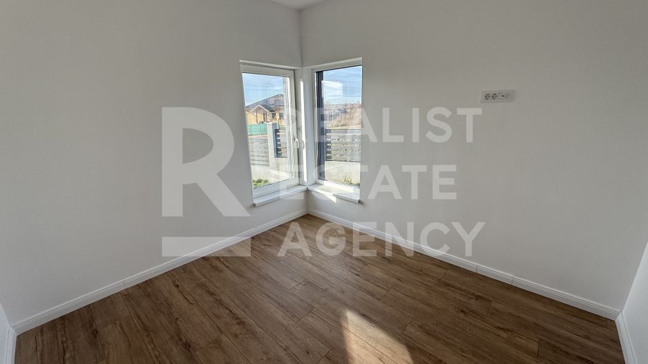 Vânzare, casă modernă, 5 camere, Valea Adâncă, Iași - Poză 3