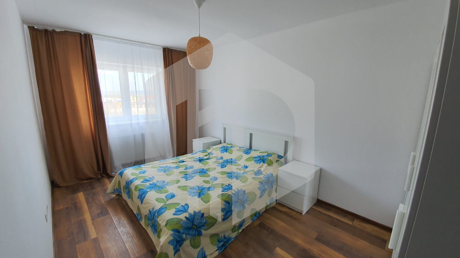 Apartament 2 camere - Etaj 1 - Mobilat si Utilat - Poză 4