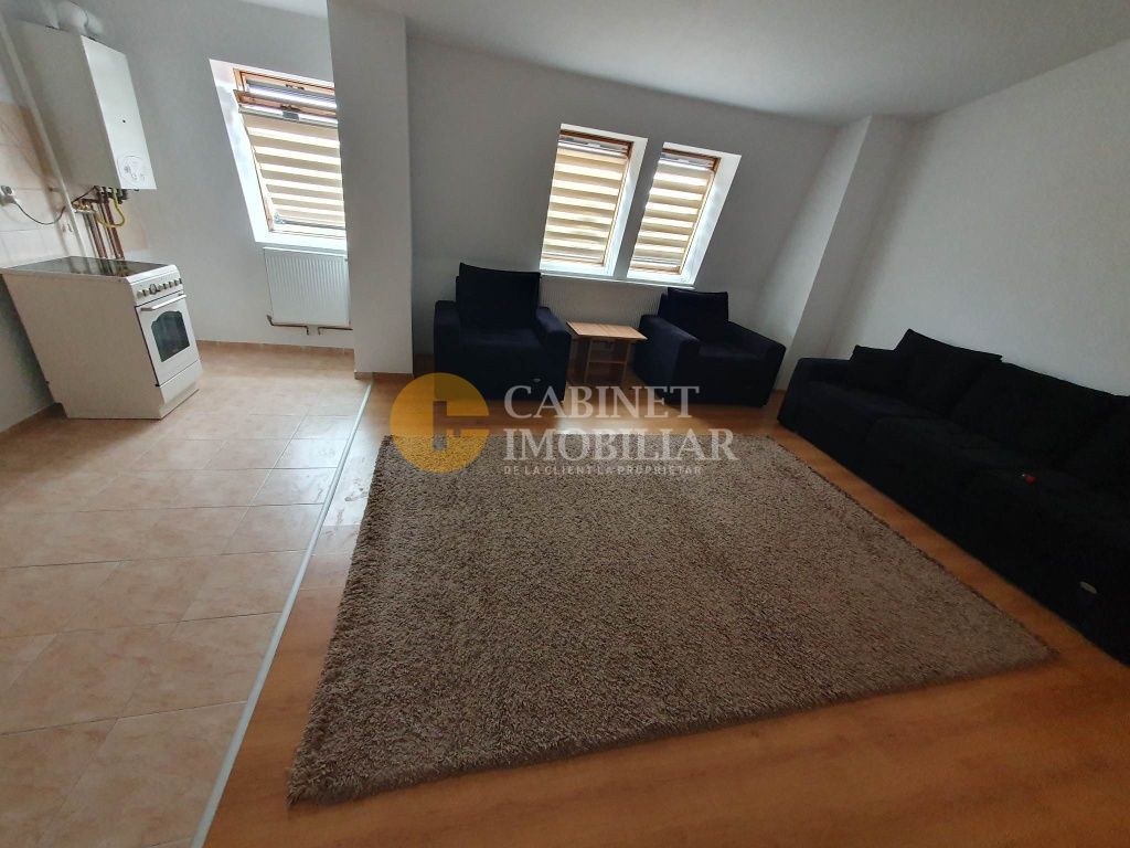 Cug Etaj 3 cu Pod Apartament cu 1 camera 45 mp - Poză 3