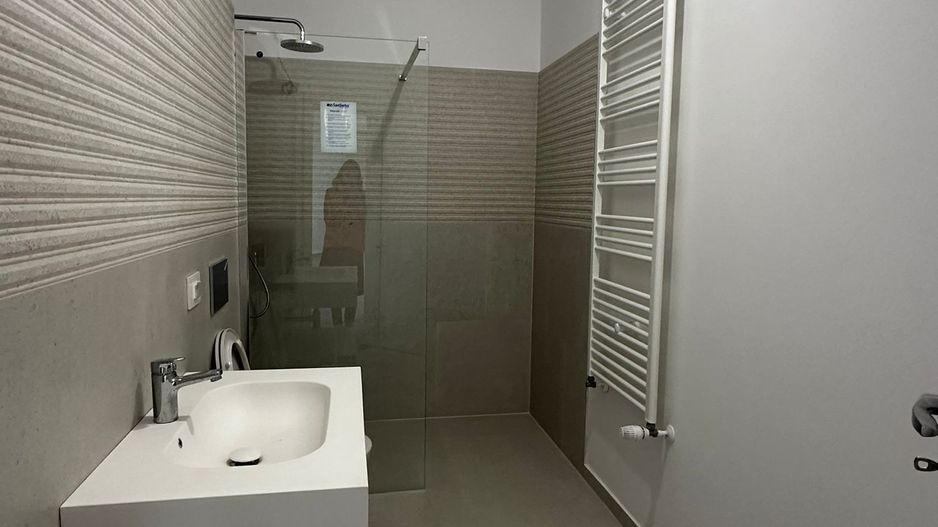 New apartment 2 bedrooms  with underground parking - Poză 15