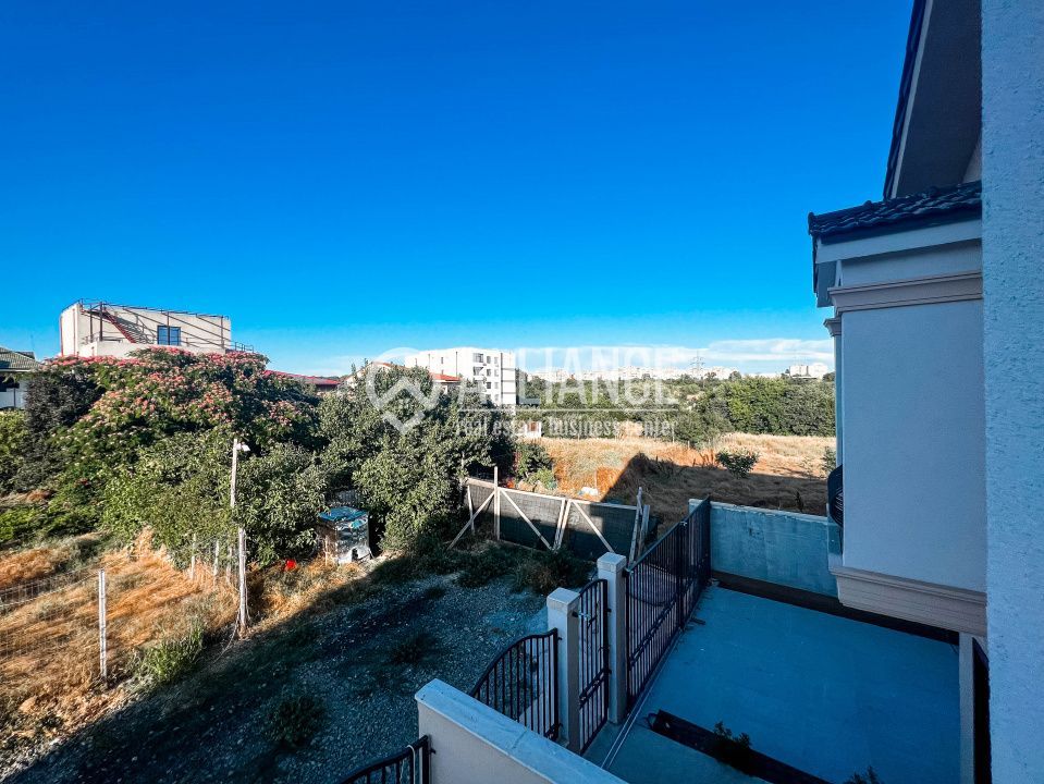 TOMIS PLUS (COD 05)Casa Premium Intr-un Cartier Nou  Liniste, - Poză 38