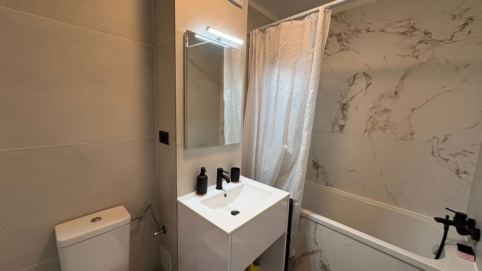 AP. 2 CAMERE SUN ROYAL VIEW, LOC PARCARE, BLOC NOU, METROU 8 MINUTE - Poză 8