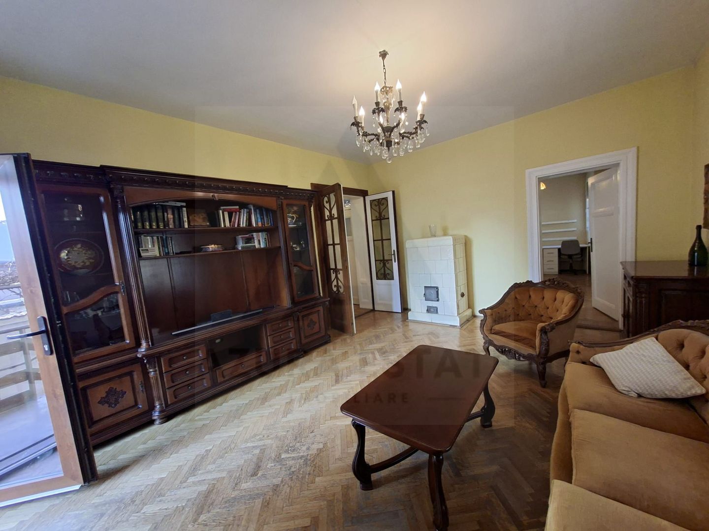 Apartament modern 3 camere curte individuala pe Bulevardul Victoriei - Poză 17