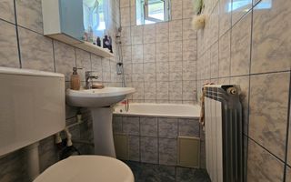Apartament cu 2 camere de vanzare in centru Navodari/Constanta - Poză 4