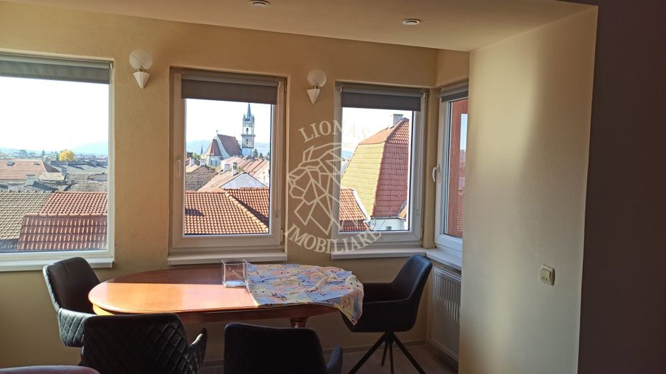 Apartament 3 camere 82 mp-balcon-2 bai-etaj 3-parcare-Central - Poză 3