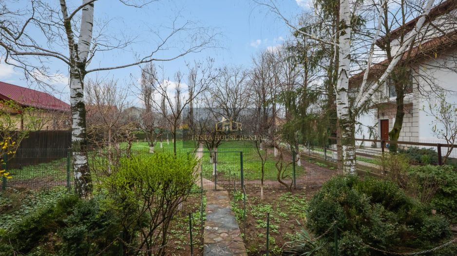 Proprietate cu 2 case I 1.700 mp teren I aproape de lac – Ghermănești - Poză 4