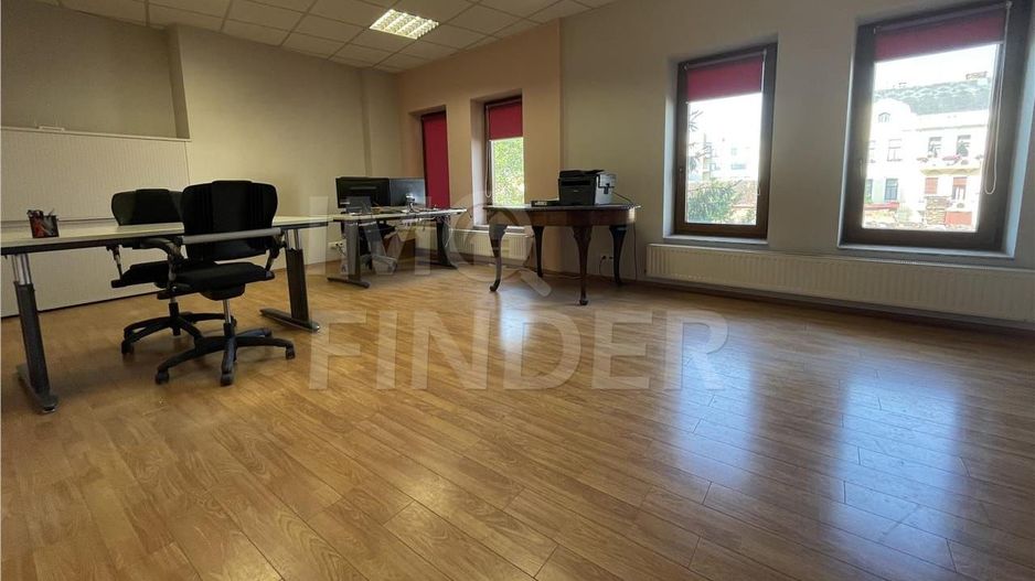 Spatiu birouri 45 mp, cladire moderna, zona ultracentrala - Poză 2