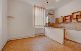 Garsoniera spatioasa in Centrul Vechi - Poză 1