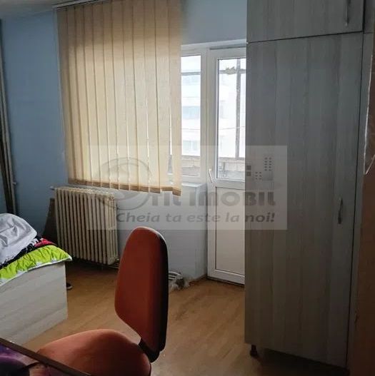 Apartament 3 camere, 2 bai, Bd. Independentei 204.000 euro - Poză 3