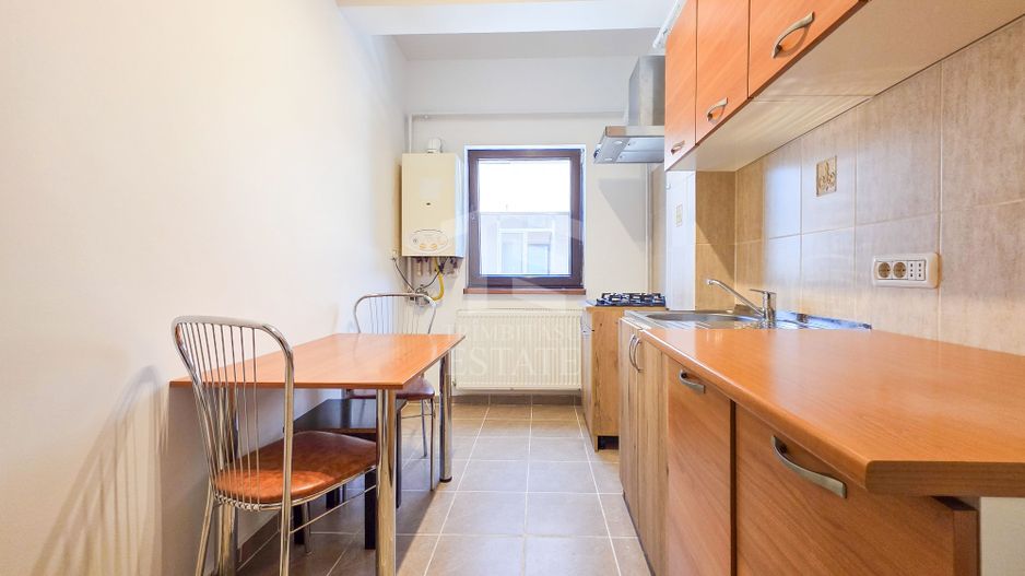 Garsonieră modernă 30 mp, Str. Cooperativei, cu balcon și parcare - Poză 9