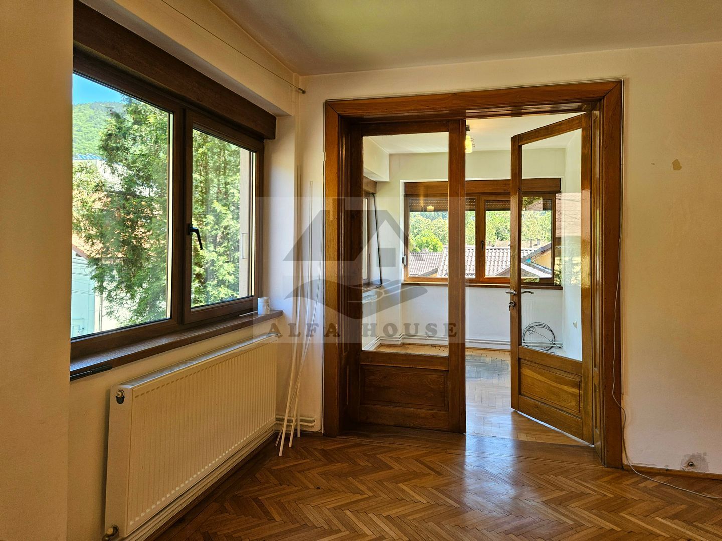 Casa deosebita cu 6 camere in  Centrul Brasovului - 210 mp - Poză 11