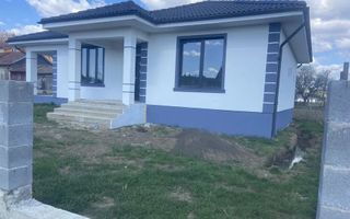 Se oferă spre vânzare o casă situată în localitatea Bistrița, - Poză 1