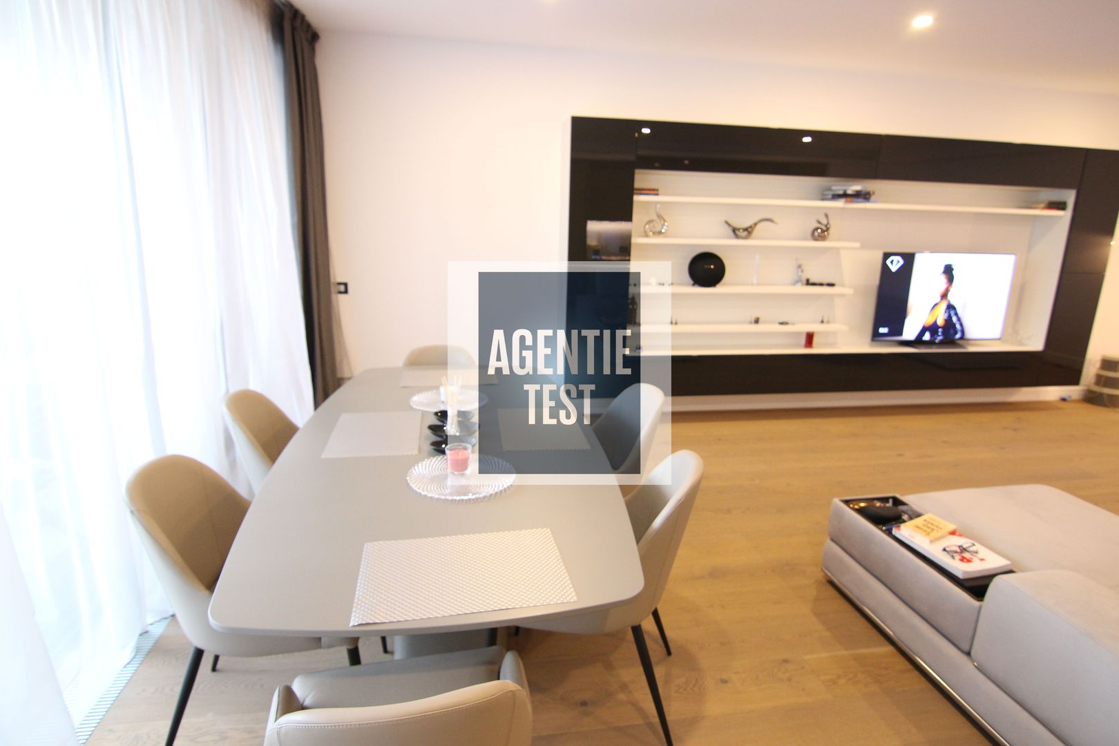 Apartament cu 4 camere de vânzare în zona Herastrau - Poză 2