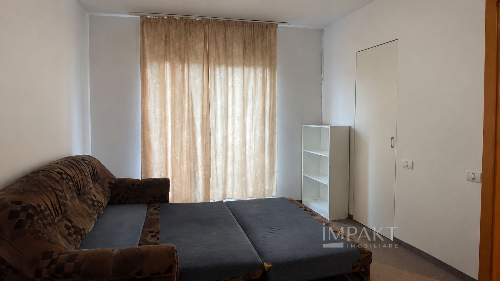 Casă tip duplex cu 5 camere, 2 băi, terasă și 4 locuri de parcare - Poză 8