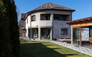 Casă/Vilă modernă de vânzare la intrare în Bogdan Vodă, județul Bacău. - Poză 1