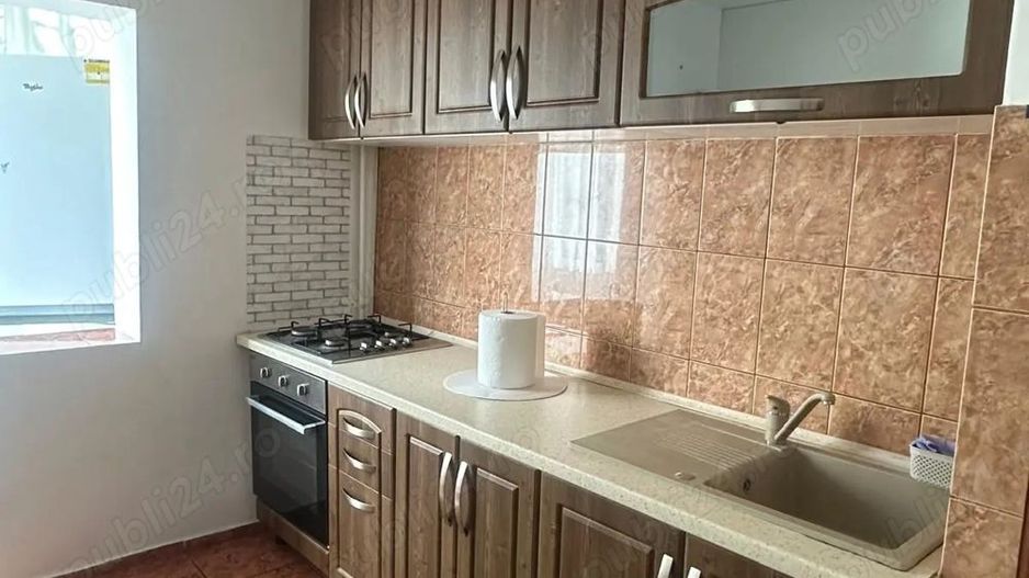 Inchiriez apartament IEFTTIN, 2 camere, SOARELUI - Poză 8
