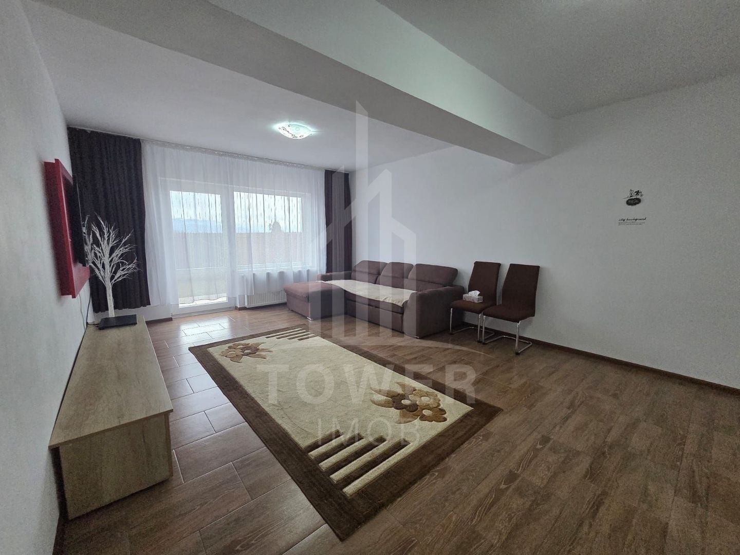 Casă de închiriat - Zona Gușterița, vedere spre munte - Poză 3