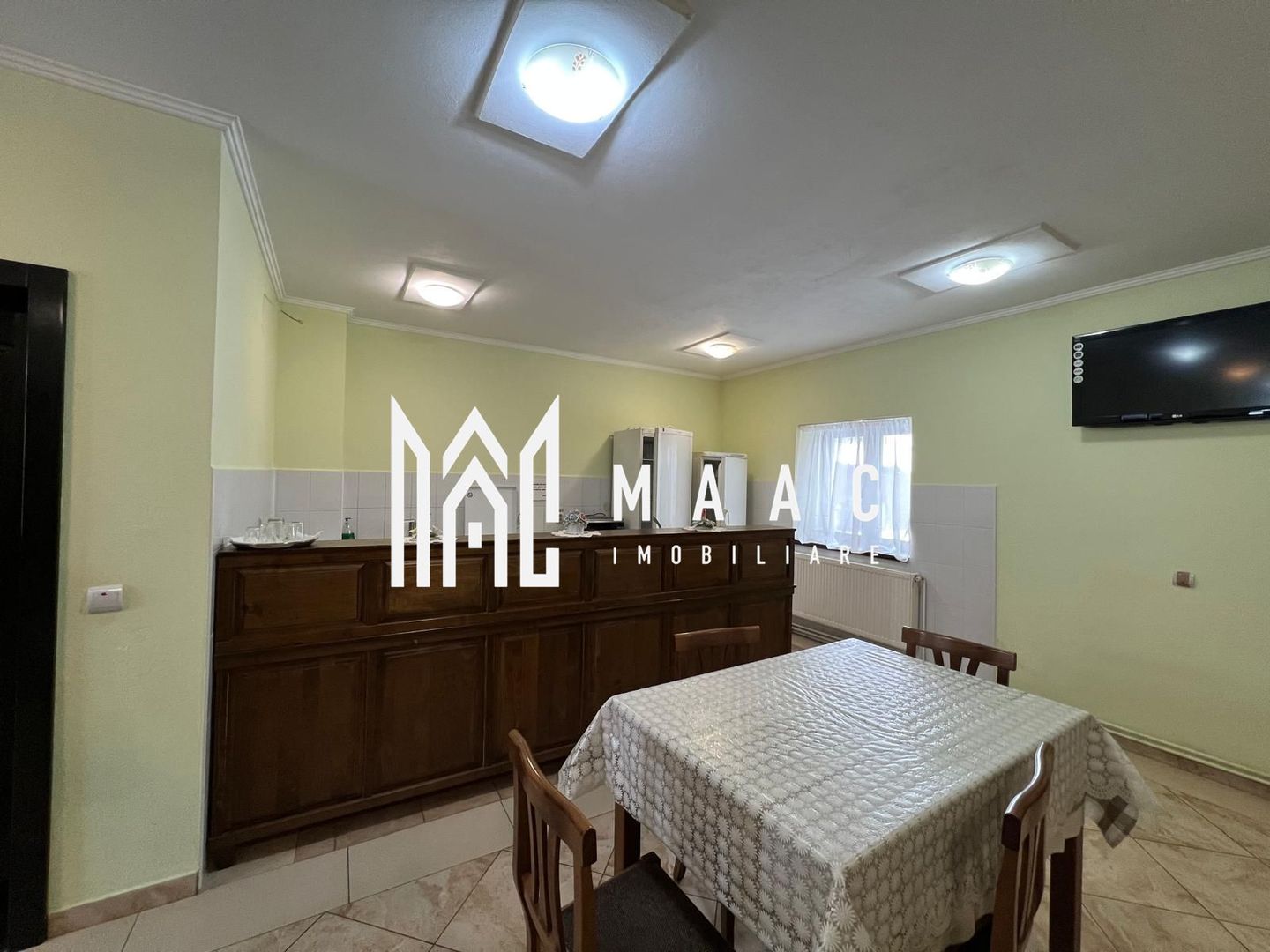 Pensiune + Casa | 626 MPU | Selimbar - Poză 10