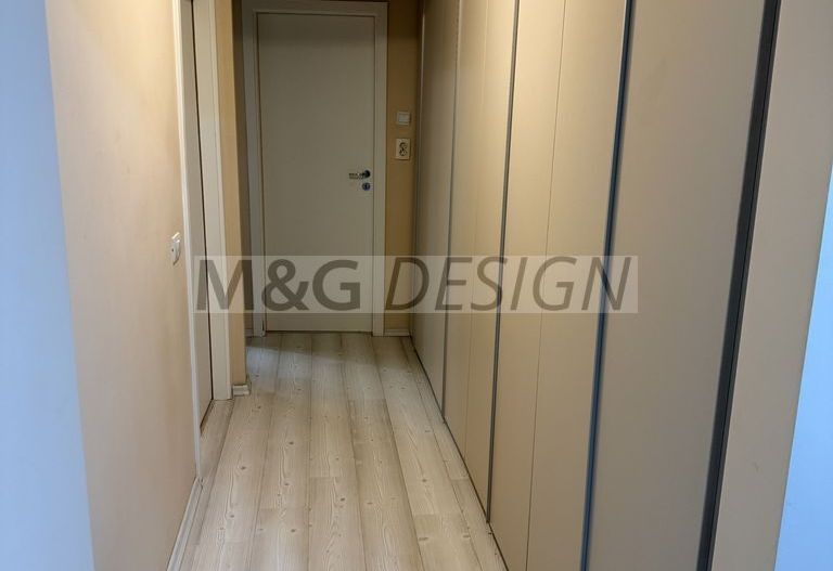 Etaj 2 , 3 camere decomandat Soarelui - Poză 8