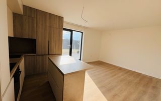 Apartament 3 camere si  CURTE mare, Otopeni 23 august - Poză 3