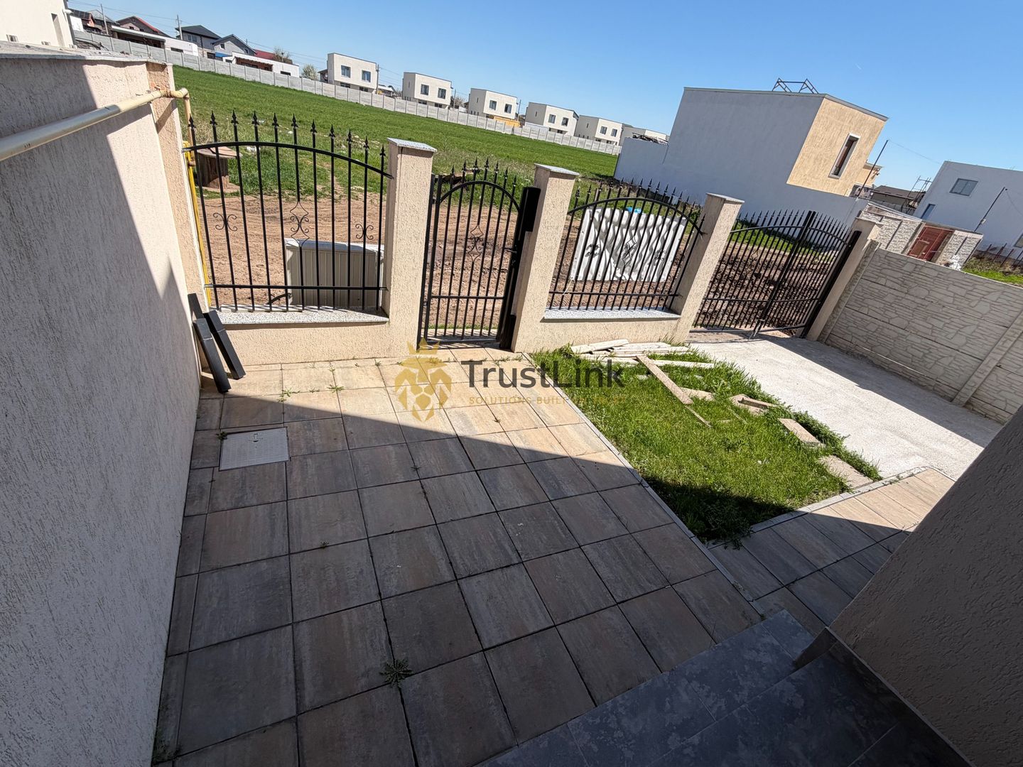 Casa tip Duplex gata de Mutare Berceni strada Sperantei - Poză 3