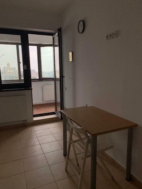 Apartament de Închiriat - 2 Camere, 90mp, Et11/14 Cu Vedere Superbă la Răsărit - Poză 14