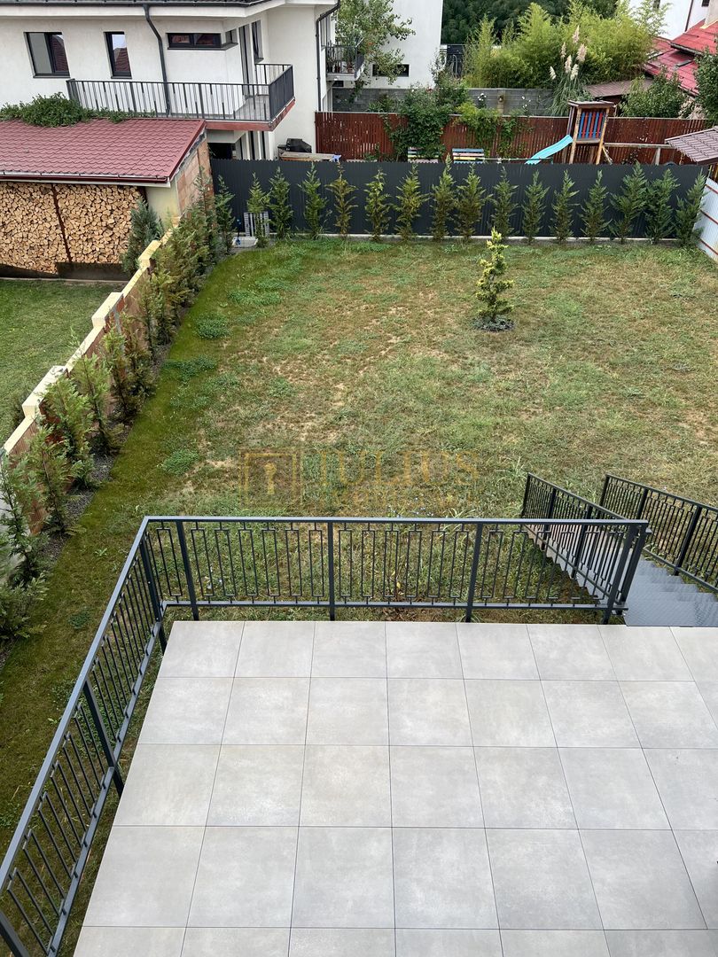 Casa zona Lunei, 5 camere + 3 bai, centrala proprie, rezidential sau birouri ! - Poză 48