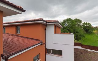 Case cuplate 5 camere si teren de 700 m2 in Feleacu - Poză 32